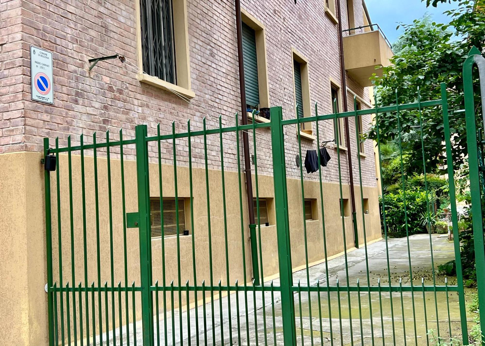 Charming Apartment Near Saragozza Μπολόνια Εξωτερικό φωτογραφία