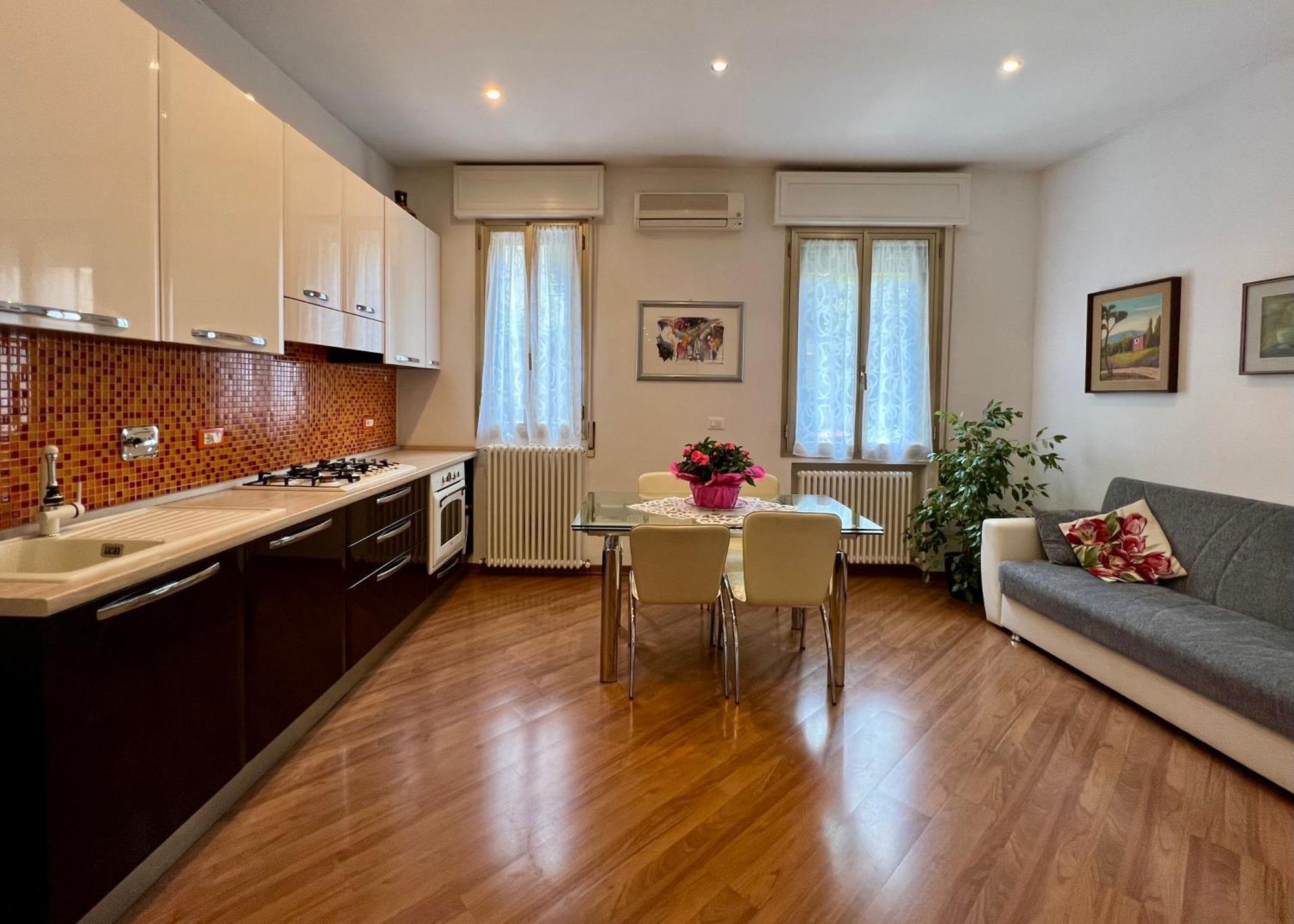 Charming Apartment Near Saragozza Μπολόνια Εξωτερικό φωτογραφία