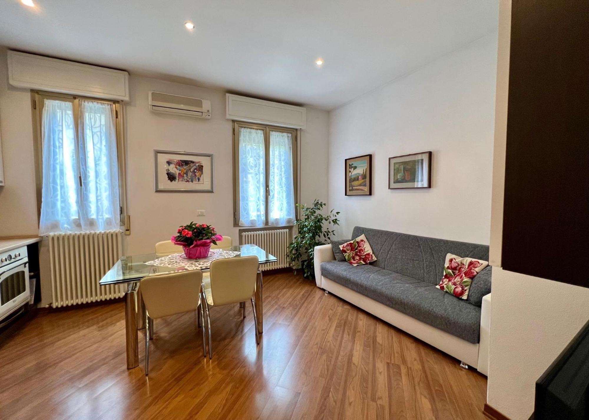 Charming Apartment Near Saragozza Μπολόνια Εξωτερικό φωτογραφία